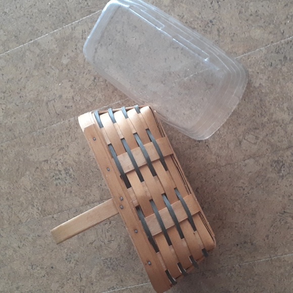 1997 Longaberger classic warm with green, heartland small chore basket. - Picture 2 of 14